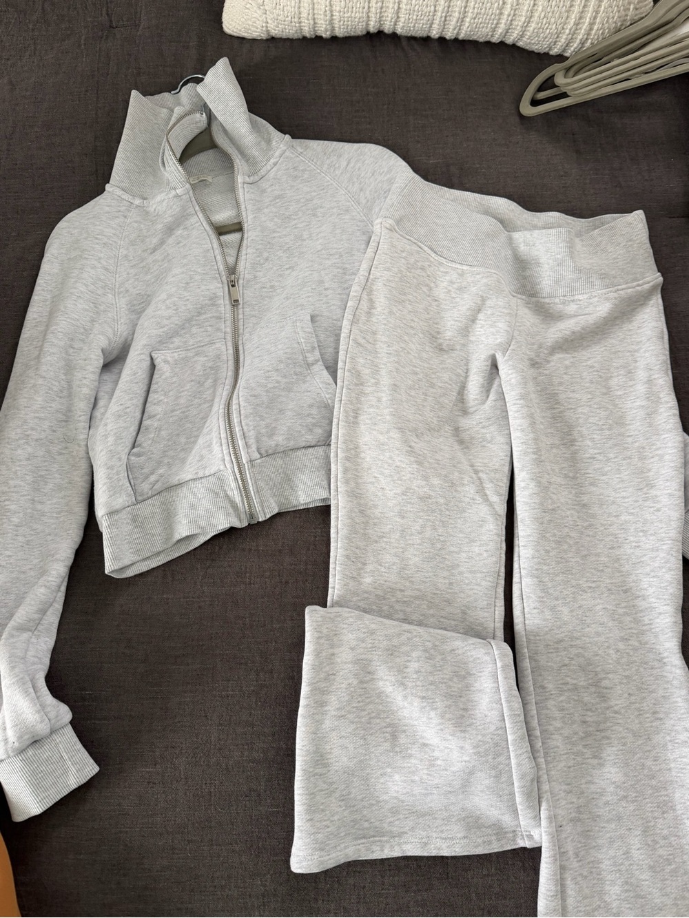 Zara Light Gray Zip-Up Sweatshirt and Matching Joggers Set